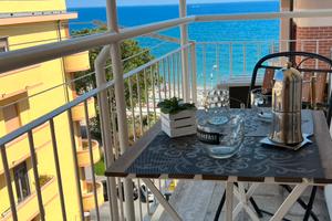 Savona - A 30 mt dal mare