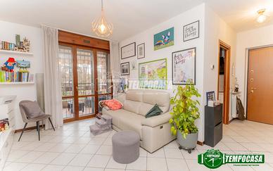 2 locali termo-autonomo con 2 terrazze.