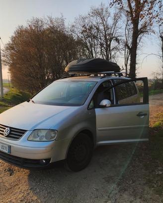 Volkswagen Touran (2005) 1500€ trattabili