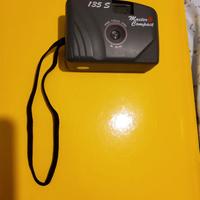 Macchina fotografica a rullini