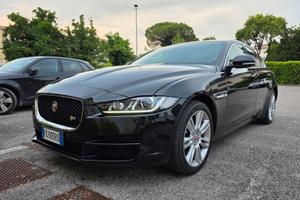 Jaguar XE 2.0 D Turbo aut. Portfolio