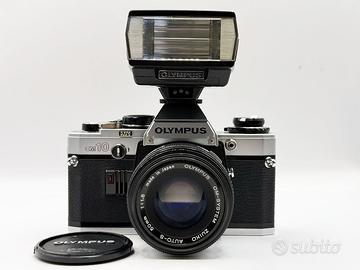 Olympus OM-10 con ottica originale e flash origina