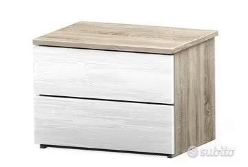 Coppia comodini moderni come nuovi – Donatella