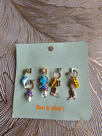 Orecchini Fire & Glory 4 paia nuovi con cartellino