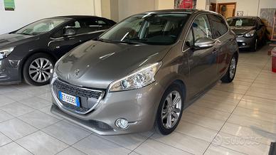 Peugeot 208 1.4 HDi 68 CV 5 porte Allure