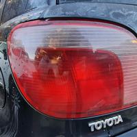 TOYOTA YARIS 2001 - STOP POSTERIORE SINISTRO