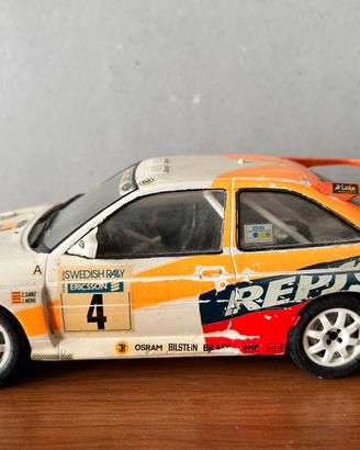 Modellino Ford escort rally Tamiya
