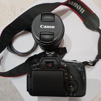 Canon  EOS 60d con 18/135