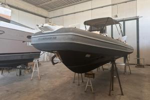 Joker boat clubman 28 anno 2022 con 2 yamaha200cv
