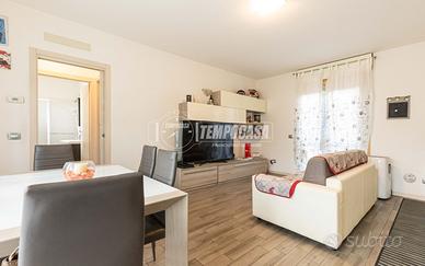 Bilocale con area esterna di proprietà