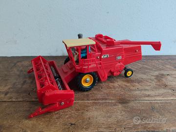 Mietitrebbia Massey-Ferguson 760 Combine Harvester