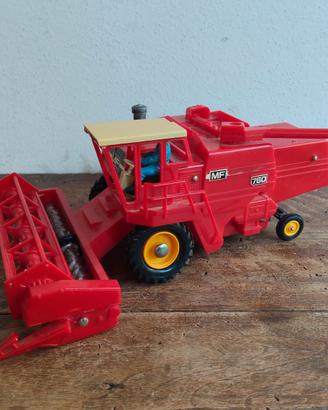 Mietitrebbia Massey-Ferguson 760 Combine Harvester