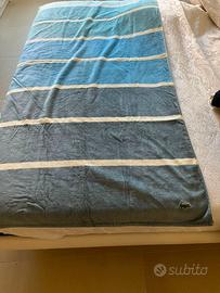 Telo mare di Lacoste 100% cotone