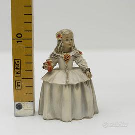 statuine in porcellana ceramica