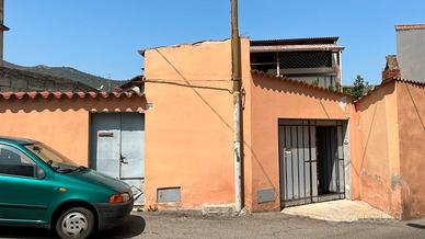 Guspini- Indipendente da ristrutturare