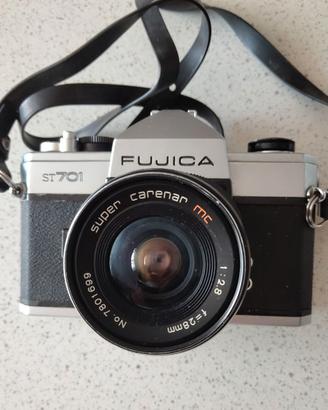 FUJICA St 701 grandangolo Carenar 28mm f/2.8