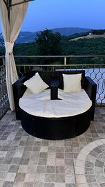 Divano da giardino