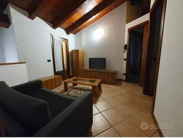 Treviolo stanza singola con box