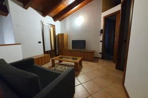 Treviolo stanza singola con box