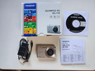 Olympus VG-110 12.0MP Fotocamera Digitale Completa
