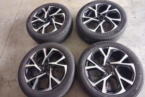 Cerchi Toyota Chr 18 con gomme