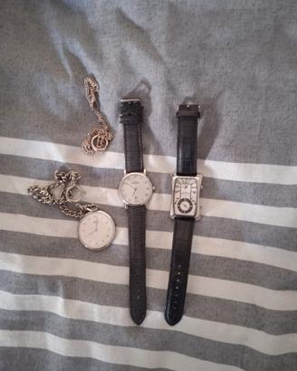 Tre orologi