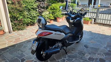 Scooter Yamaha X-Max 250