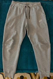 Pantalone NIKE Tech