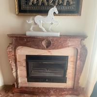 Cornice caminetto in marmo