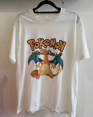T-Shirt Pokémon – Charizard