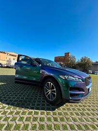 jaguar f-pace colore camaleonte 