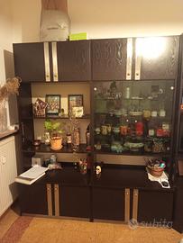 Mobili della cucina/credenza 