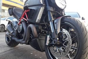 Moto Ducati diavel
