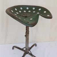 sgabello industriale vintage modernariato 