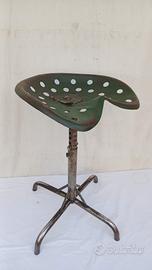 sgabello industriale vintage modernariato 