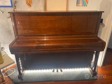 Pianoforte verticale B. Stenmajr
