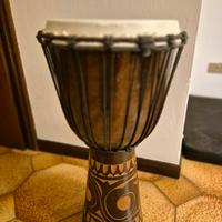 djembè con intarsi fatto a mano 