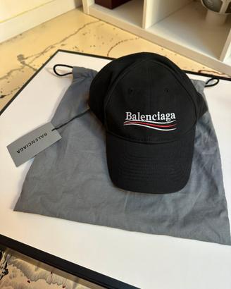 Cappello Balenciaga