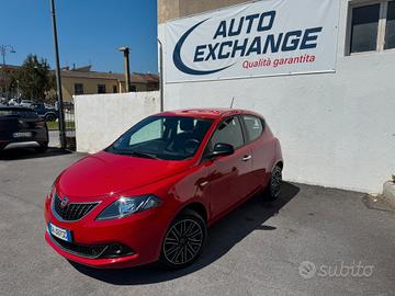 Lancia Ypsilon 1.0 FireFly 5 porte S&S Hybrid Gold