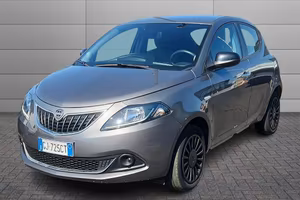 Lancia Ypsilon 1.0 hybrid Silver s&s 70cv