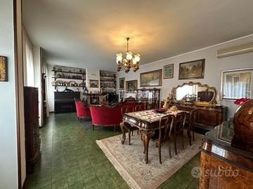 TRE CAMERE, DUE BAGNI E TERRAZZO