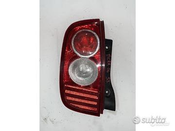 Fanalino stop nissan micra 2005