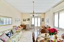 quadrilocale-con-terrazzo-e-balcone-e-posto-aut