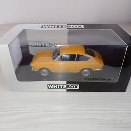 Fiat 850 Coupé 1/24 whitebox nuova in box