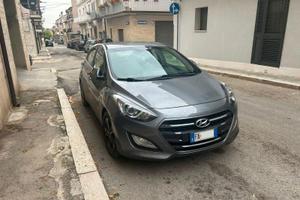 HYUNDAY i30