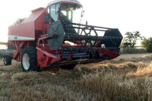 Macchina Laverda 3550 con livellamento posteriore