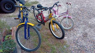 3 biciclette in blocco