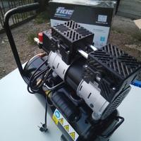 Compressore + 2 trapano/avvitatore