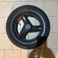 Cerchio f12r gommato nuovo