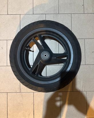 Cerchio f12r gommato nuovo